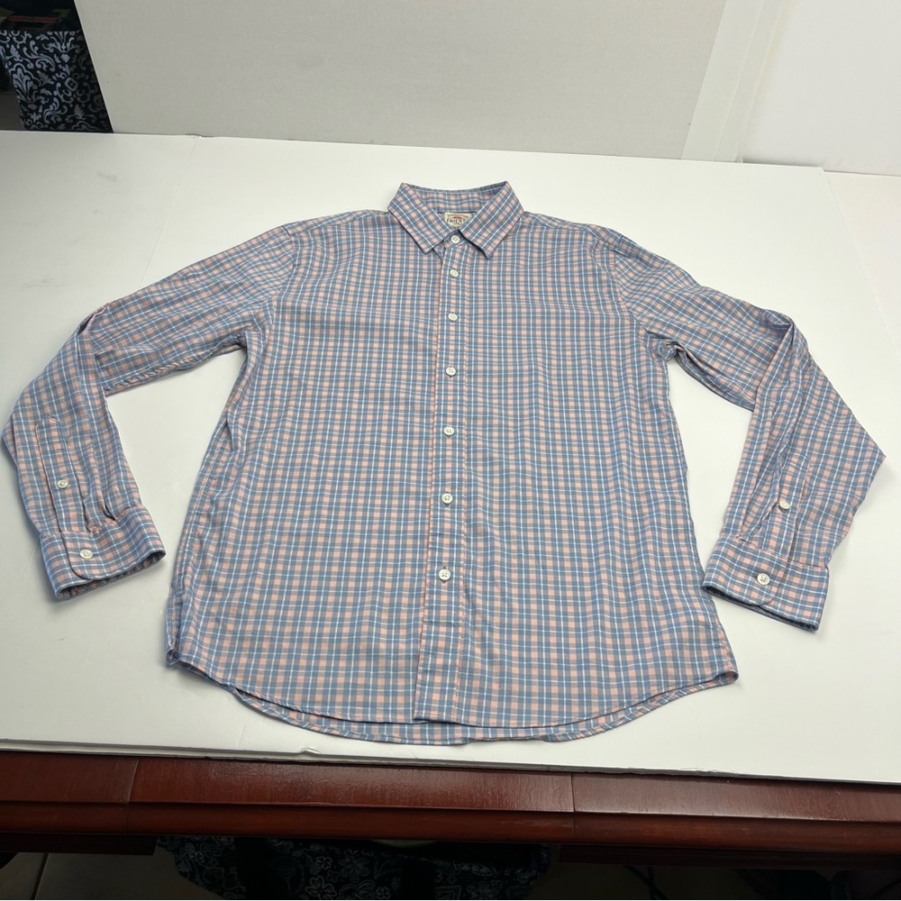 Faherty The Movement Men's Button Down Front Shirt Blue Pink‎ Plaid Size Medium